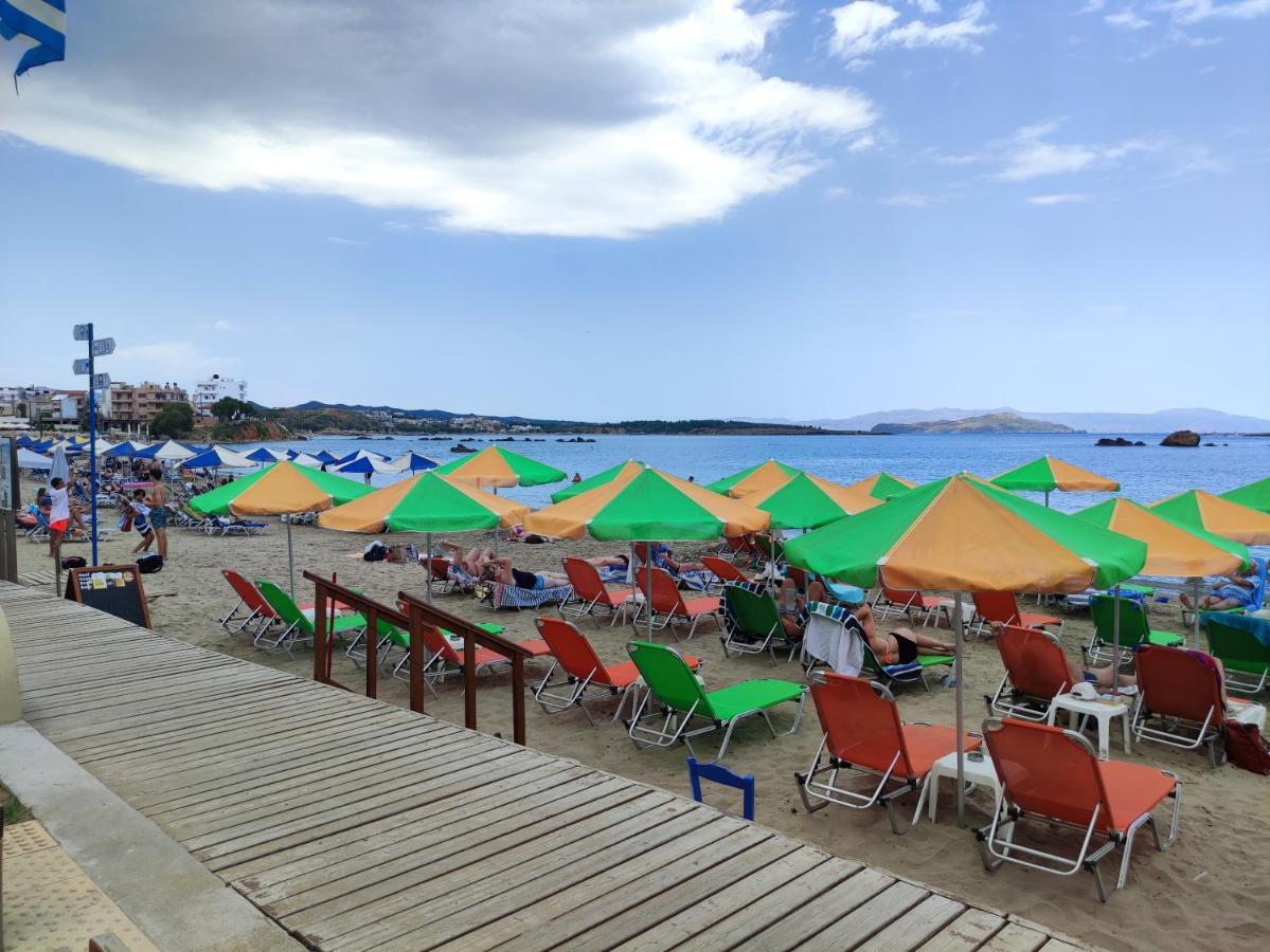 Steps From The Beach Aprt Chrissi Akti Chania Exterior foto