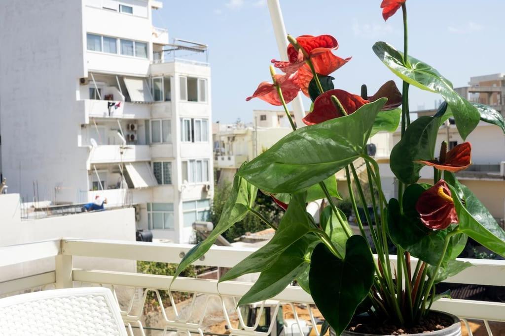 Steps From The Beach Aprt Chrissi Akti Chania Exterior foto