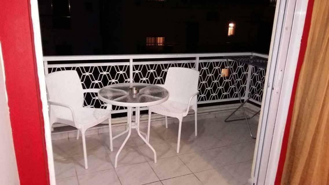 Steps From The Beach Aprt Chrissi Akti Chania Exterior foto